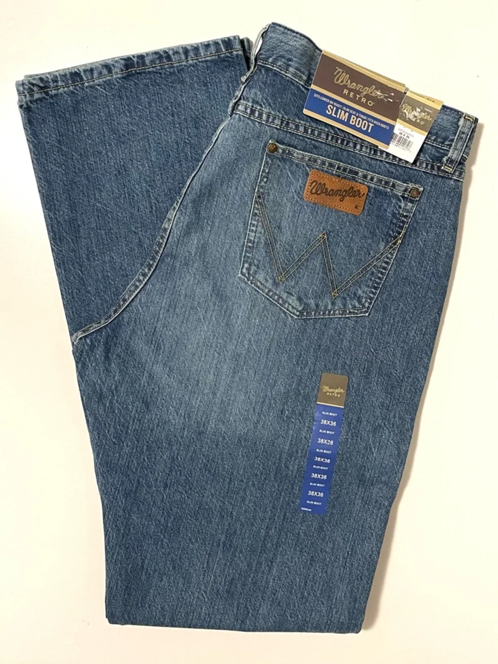 NWT Wrangler Retro Jeans - Slim Boot & Medium Wash - Size 38 | 36